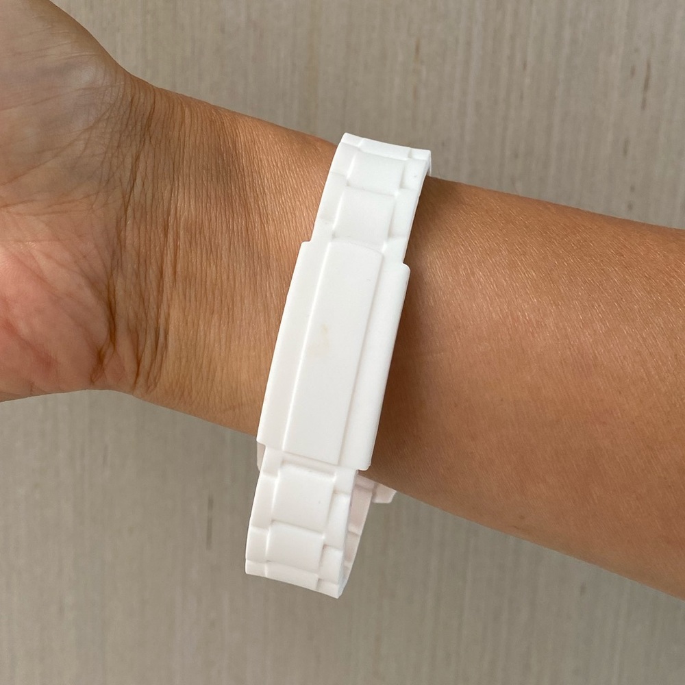 Fun rubber bracelet - Picture 3 of 8
